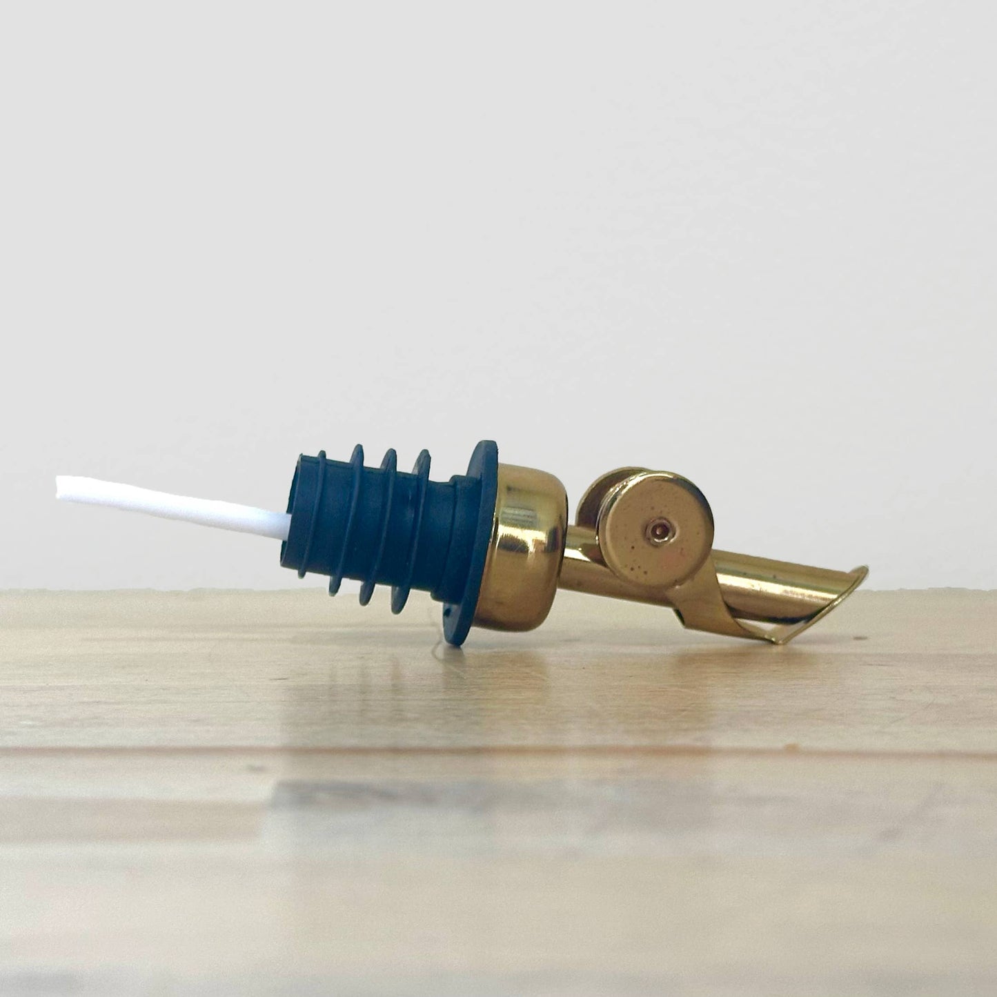 Stainless Steel Gold Pour Spout